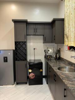 Faiths Furnished Apartments - Kampala - 4