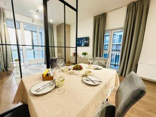 Terra Business apartment, с видом на город - Almaty - 1