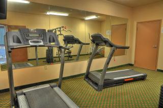 Lone Star Inn and Suites Victoria - 1