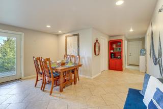 Fish and Hike Apartment with Pool Table in Ketchikan! - Ketchikan - 3