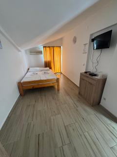 Guesthouse Vila Tamburic - 9