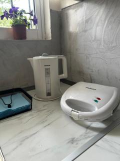 DM Apartment 2 - Only 4' from Rafina Port & 2' from the beach - 7