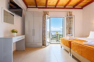 elli epavlis private pool starlink wifi near barbati - 2