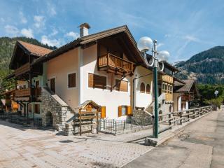 Apartment Corte dei Larici by Interhome - Campitello di Fassa - 0