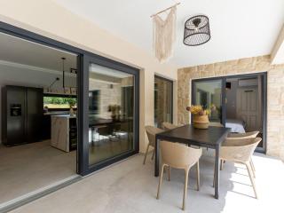 Villa Green Frame Garden West by Interhome - Svetvinčenat - 2