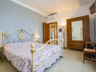 Apartment Bianco by Interhome - Agnano - 2
