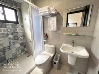 Mandarin Fish Homestay - 2