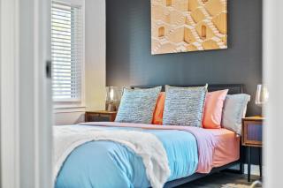East Atlanta Retreat with 2 Homes Sleeps 16 and Pet Friendly - Decatur - 5