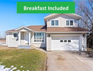 Country in the City - Wonderful Complimentary Breakfast Delivered Daily to House - Niagara Falls - 0