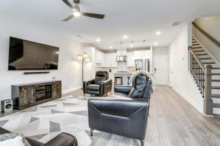 7 Mi to Dtwn Sleek Retreat in Atlanta! - Atlanta - 0