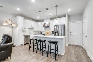 7 Mi to Dtwn Sleek Retreat in Atlanta! - Atlanta - 5