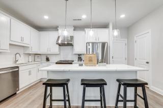 7 Mi to Dtwn Sleek Retreat in Atlanta! - Atlanta - 4