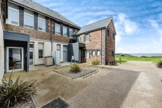 The Royal Rest - Porthcawl - 9