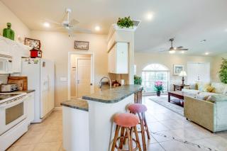 6 Mi to Waterpark Tropical Home in Cape Coral - Cape Coral - 2