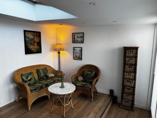 Cosy Wee Cottage - Monkton - 2