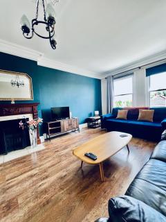 Richmond charm cozy apartment - 4