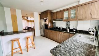 Cómodo y hermoso apartamento cerca de supermaxi - Loja - 9
