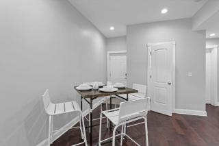 Housepitality - The Urban Roost 1 - Modern - Columbus - 2