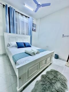 Harmony 1 Bedroom Apartment - Mombaça - 0