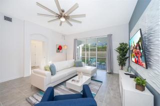 Mickey Themed Home -ChampionsGate Resort Pool, Gym - Kissimmee - 5