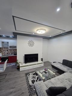 Sea View Apartment with garage - Pula - 4