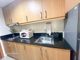 Pool View, 1BR 2-4 Persons, walk to Mall of Asia - Manila - 3