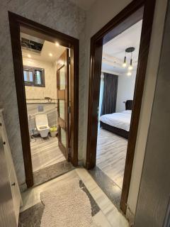 Villa with private pool and garden - Sheikh Zayed - 1