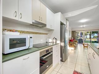 Paradise Apartments 2 - Nelly Bay - 3