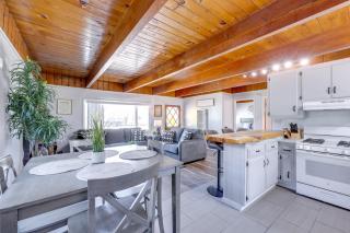 2 Mi to Trails Modern Mountain Condo in Big Bear - Big Bear City - 9