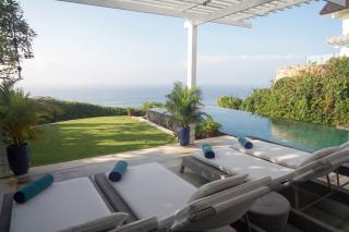 Azure Aura Luxury Villa Top 5 Star Bali Resort Cliffside Villa Ocean view, Pool and Garden - 8