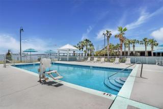 Best Western Navarre Waterfront - 9