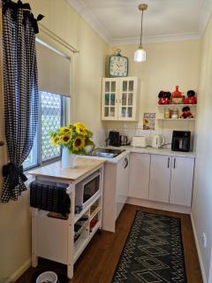 Vibrant & Vintage B & B - 1