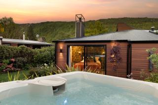 Arrowtown Luxury Escape Hot Tub Central Heating - Arrowtown - 9