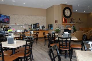 Cobblestone Inn & Suites - Denison | Majestic Hills - Denison - 2