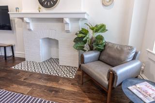Ann Avenue Spacious 3BR Home with Games, Yard and Near Downtown - St. Louis - 4