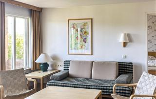 1 Bedroom Amazing Home In Hok - 3