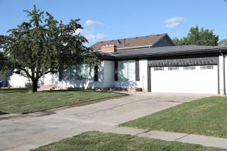 Updated 4-bedroom home centrally located - 5