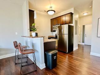 Downtown Penthouse Loft with View - 5