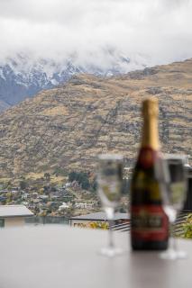 Saint's Queenstown - Queenstown - 9
