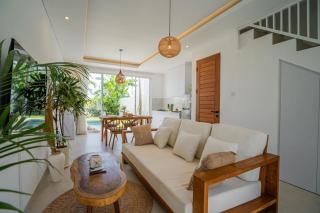 NEW 2BR Breathtaking Pool Villa in Canggu - Tumbak Bayuh - 7