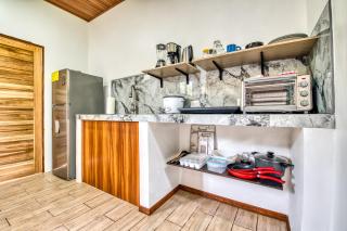 Beachfront Studio - Direct Beach Access, Fast Wifi & AC - Talamanca - 4