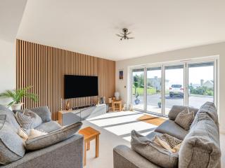 Oversands - Torquay - 9