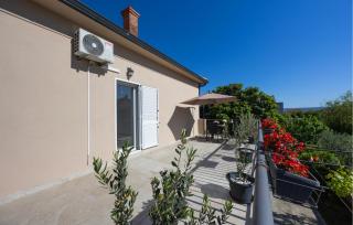 Nice Home In Kastel Novi With Kitchen - Kaštela (Castelli) - 3