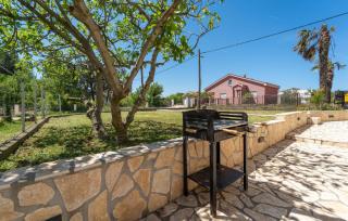 2 Bedroom Gorgeous Home In Seline - Seline - 4