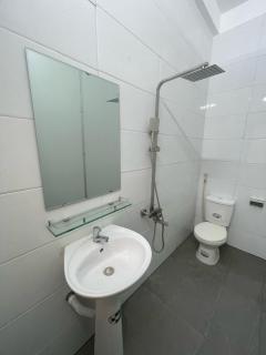 Nhà mặt đất 200m2 view biển Nhật Lệ, 3 phòng ngủ , 4 giường, 6 nhà tắm,Ra Khơi House - Ðồng Hới - 7