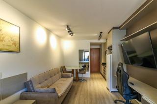 Studio Alto Padrão c/ vaga - Shop. Estação - 8