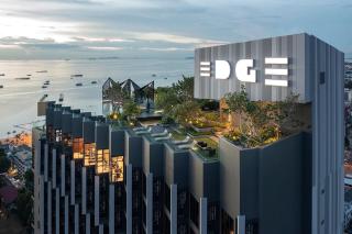 The Edge Central - - 0