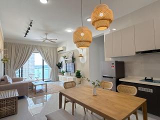 Bay Point Danga Bay by Cactus Homestay THM - Johor Bahru - 2