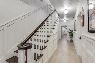 The Vanderbilt Mansion Apt 9 Near Downtown and TWU - 4