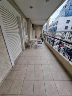 Quiet 3BR Flat Near Transit - Athen - 2